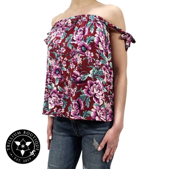 American Eagle Sleeveless Off the Shoulder Top - Picture 2 of 6